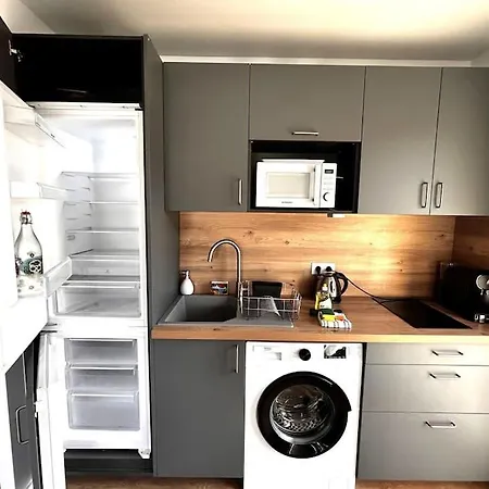 Superbe Climatise Avec Terrasse Proche Cagnes-sur-Mer